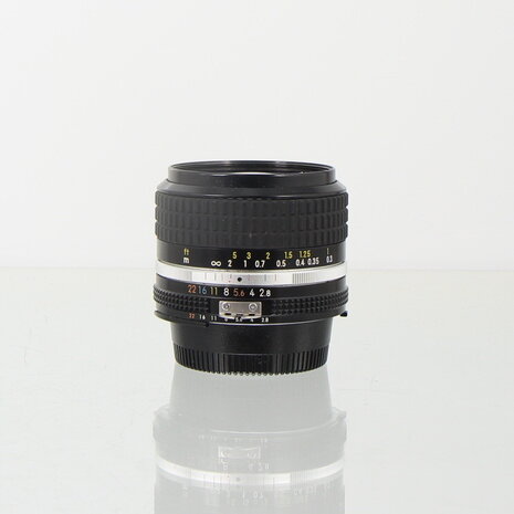 Nikon Nikkor 24mm f/2.8 AI-S