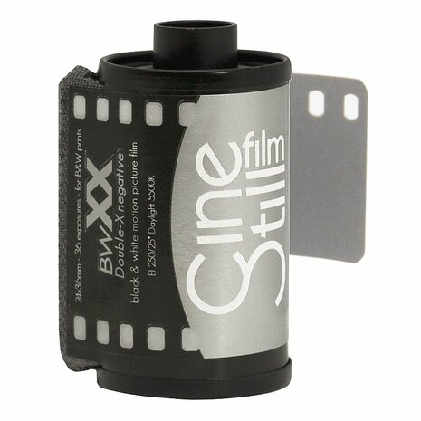 CINESTILL BWxx 135/36