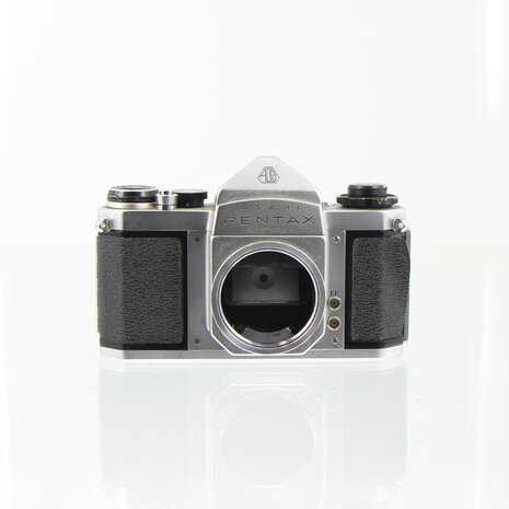 Asahi :  Pentax SV (chrome) with Super-Takumar 1:1.8/55 lens