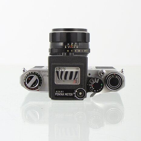 Asahi Pentax S1a met Super-Takumar 55mm f/2