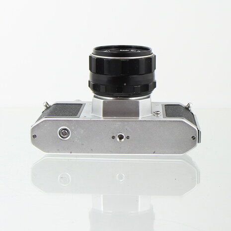 Asahi Pentax S1a met Super-Takumar 55mm f/2