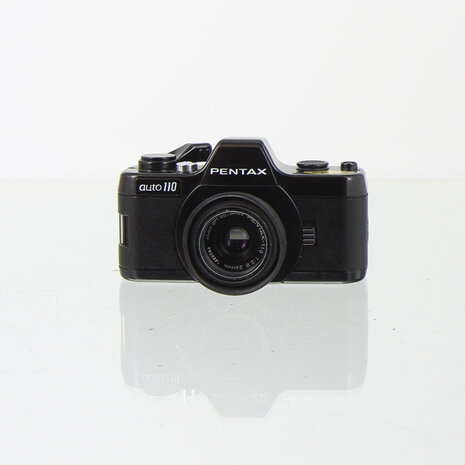 Pentax Auto 110 Set met Doos, Etui, UV-filter, 24mm & 50mm Lenzen