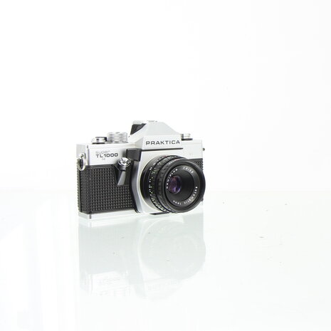Praktica Super TL1000 with Domiplan 50mm f/2.8