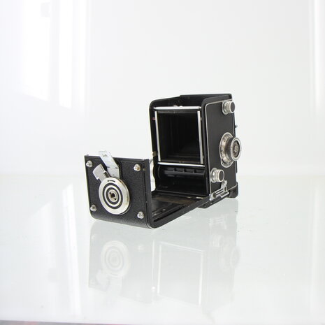 Rolleicord Vb met Schneider Xenar 75mm f/3.5