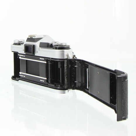 Canon AE-1 met Canon FD  lens 50mm 1:1.8