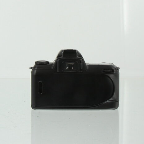 Nikon F65