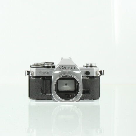 Canon AT-1