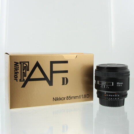 AF Nikkor 85mm f/1.8D