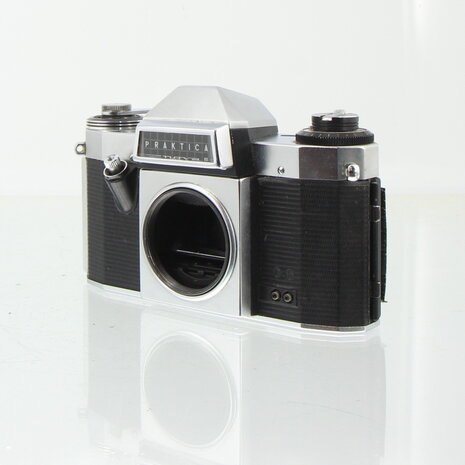 Praktica PL Nova IB body