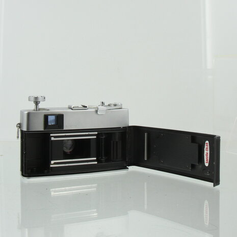 Konica Auto S2 / 35mm Rangefinder Camera