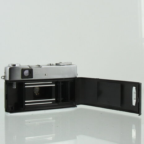 Yashica Minister III