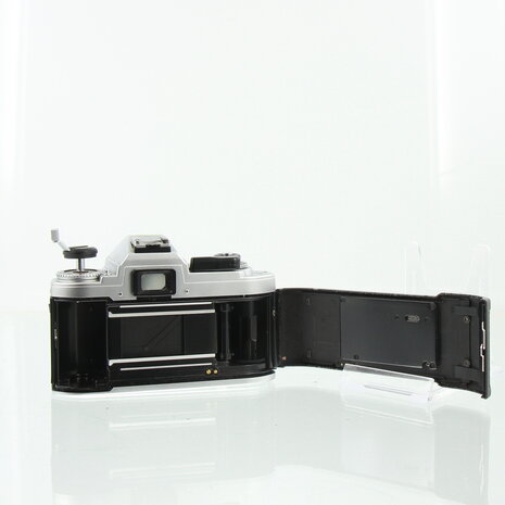 Nikon FG met Nikon Lens Series E 36-72mm f/3.5 Zoomlens