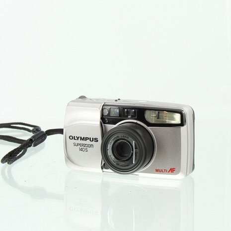 Olympus Superzoom 140S 38-140mm