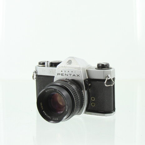 Pentax SP1000 with SMC Takumar 55mm f/2 Lens