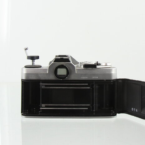 Chinon CS Camerakit met 3 Objectieven, Philips Flitser en Grijze Koffer