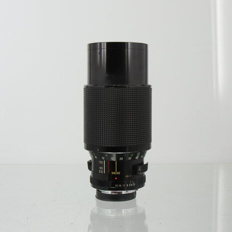 Vivitar Series 1 70-210mm f/3.5 Macro Focusing Auto Zoom