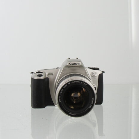 Canon EOS 300 + Canon EF 28-90mm f/4.5-5.6