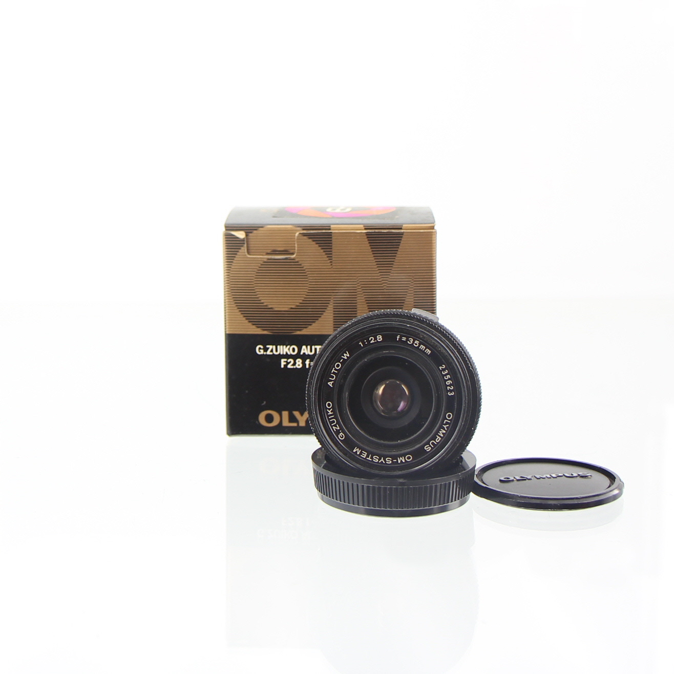 In doos Olympus OM-system G.Zuiko Auto-W lens F2.8 f=35mm