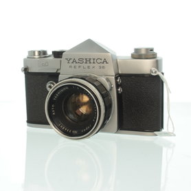Yashica J reflex 35 met Yashica auto Yashinon lens f=5 cm 1:2