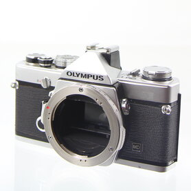 Olympus OM-1 